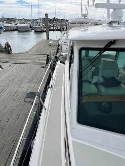 Jacfalcon Yacht Photos Pics 