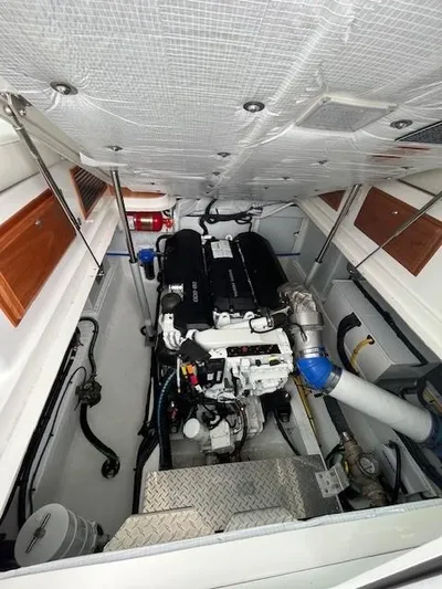 Jacfalcon Yacht Photos Pics 