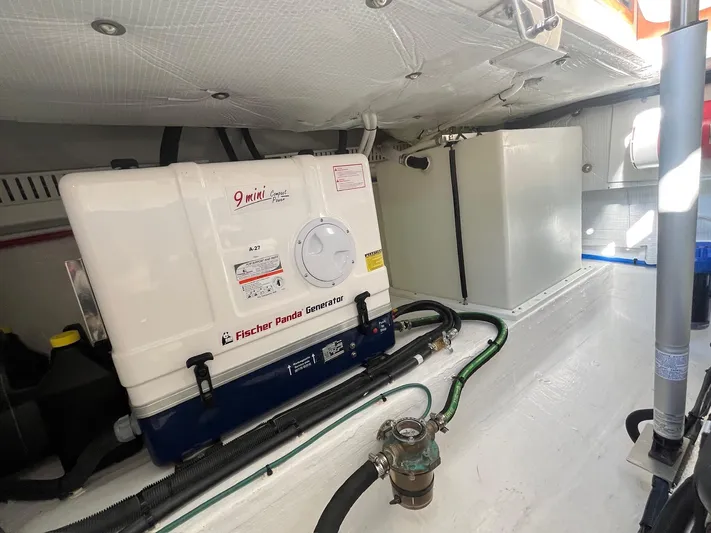 Jacfalcon Yacht Photos Pics 