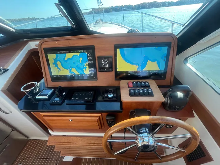 Jacfalcon Yacht Photos Pics 
