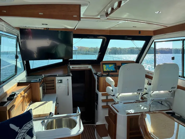 Jacfalcon Yacht Photos Pics 