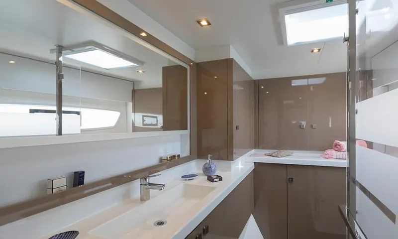  Yacht Photos Pics Manufacturer Provided Image: Manufacturer Provided Image: Manufacturer Provided Image: Manufacturer Provided Image