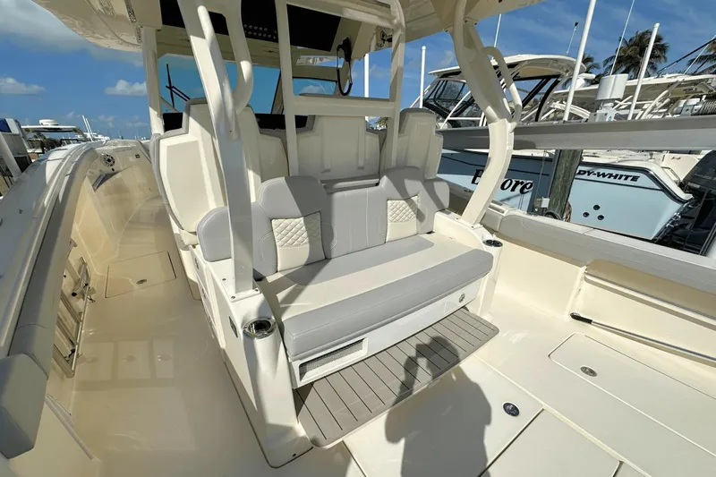 Irrigator Yacht Photos Pics 