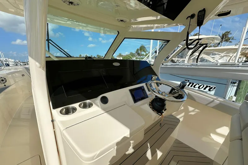 Irrigator Yacht Photos Pics 