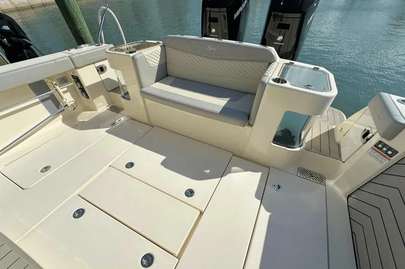 Irrigator Yacht Photos Pics 