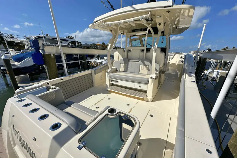 Irrigator Yacht Photos Pics 