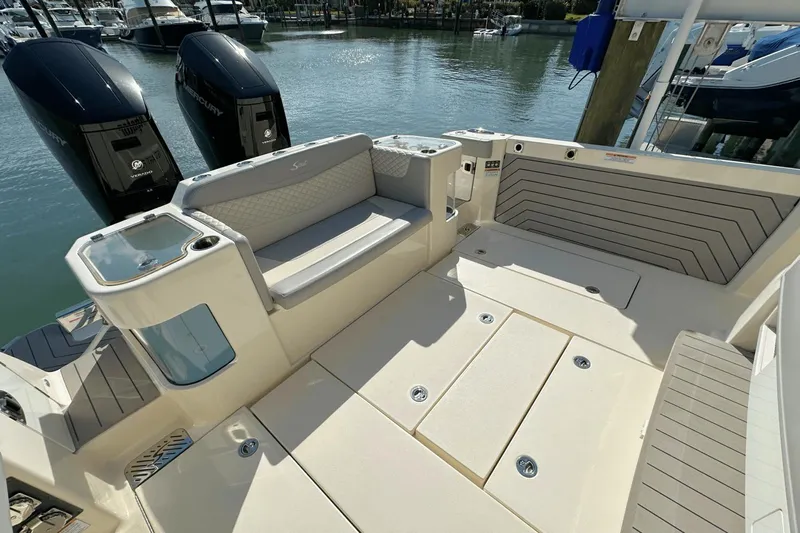 Irrigator Yacht Photos Pics 