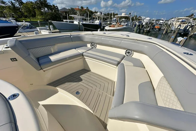 Irrigator Yacht Photos Pics 