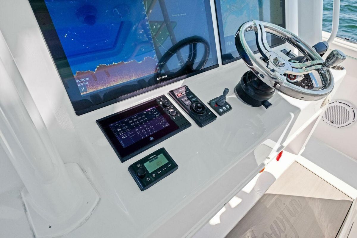 2017 Yellowfin 42 