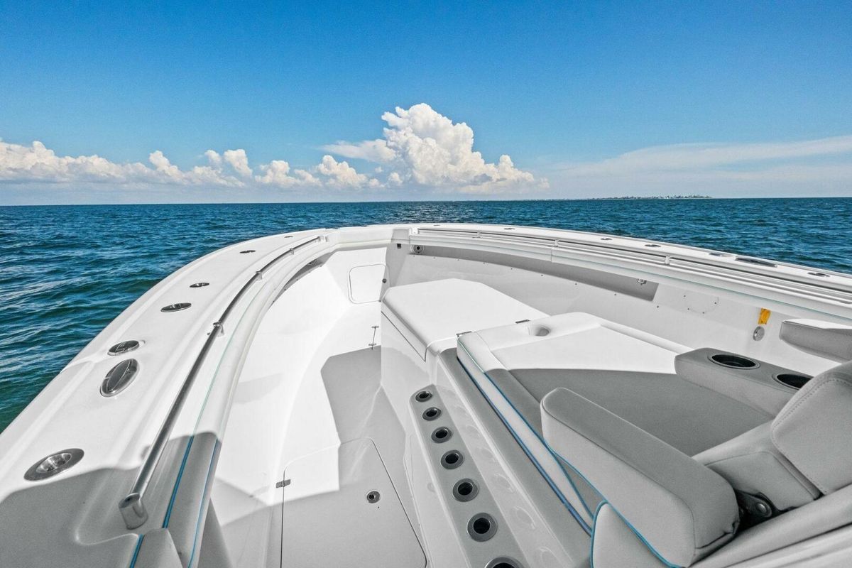 2017 Yellowfin 42 