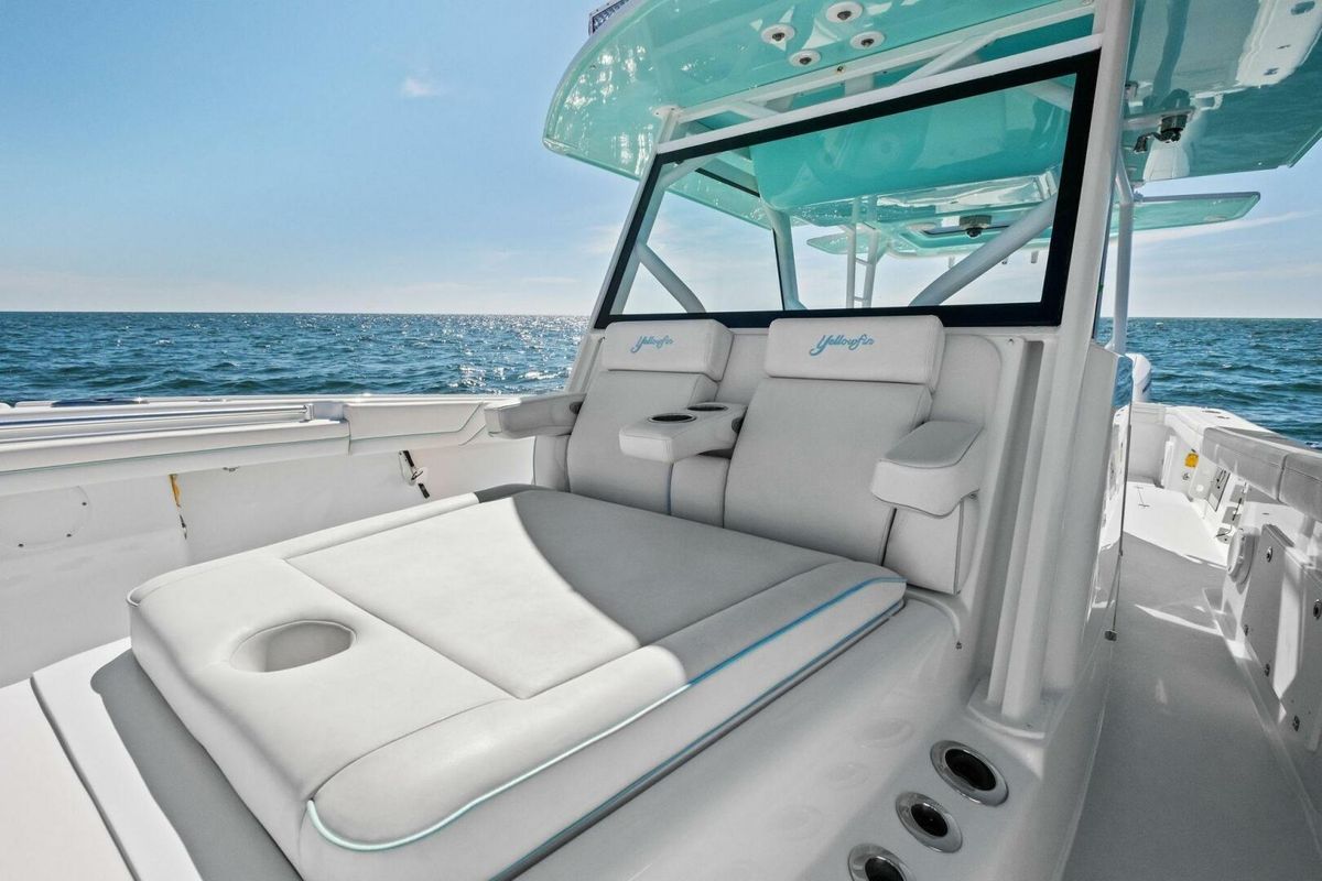 2017 Yellowfin 42 