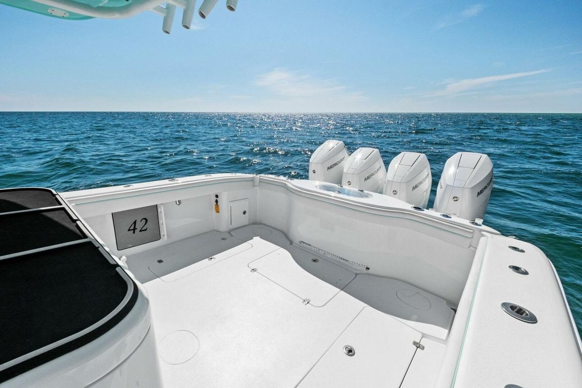 2017 Yellowfin 42 