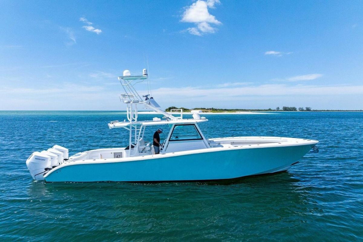 2017 Yellowfin 42 