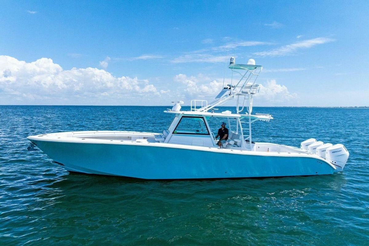 2017 Yellowfin 42 
