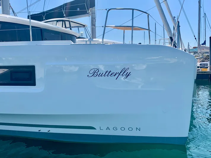 Butterfly Yacht Photos Pics 