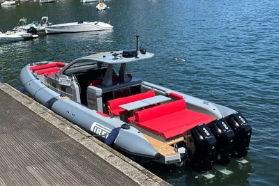 2025 Pirelli Speedboat 42