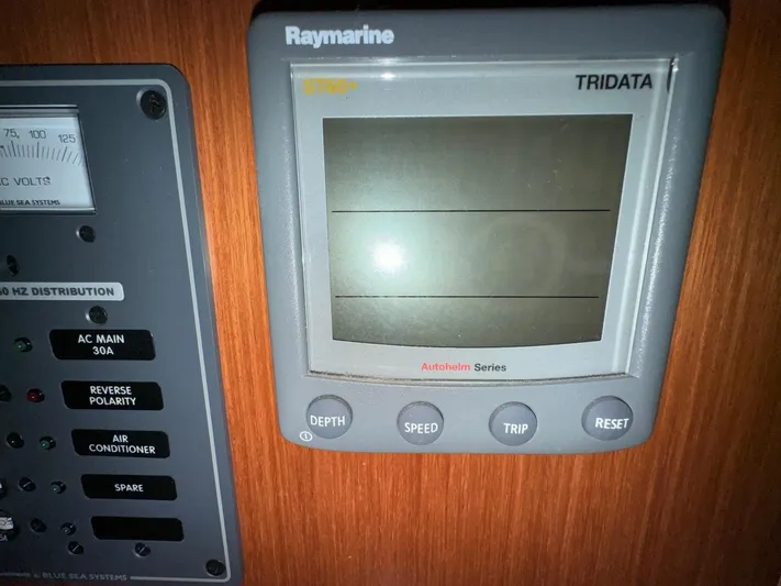 Alauva Yacht Photos Pics 