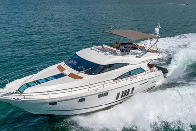 2015 Fairline Squadron 65