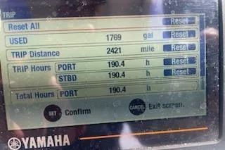  Yacht Photos Pics Yamaha display showing trip data: 1769 gallons used, 2421 miles traveled, 190.4 hours port and starboard.