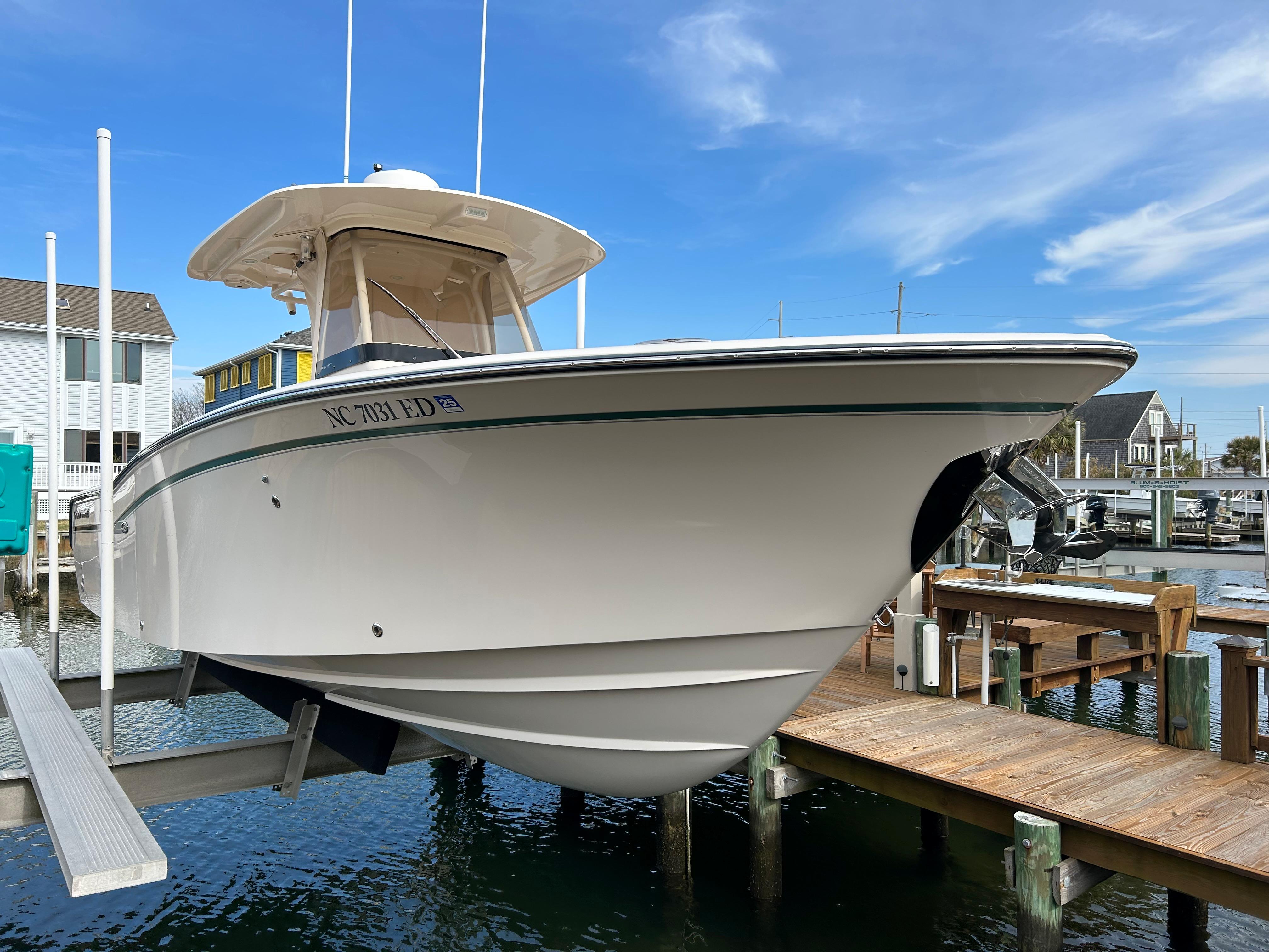 2016 GradyWhite 271 Canyon Center Console for sale YachtWorld