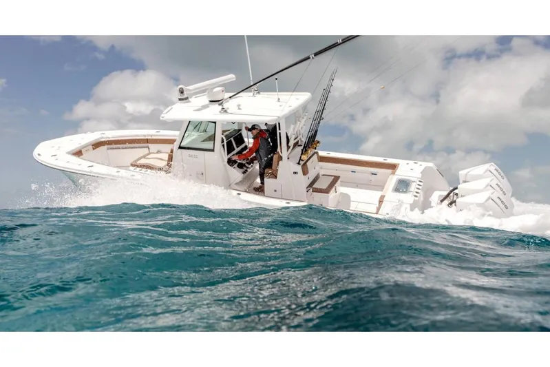  Yacht Photos Pics Manufacturer Provided Image