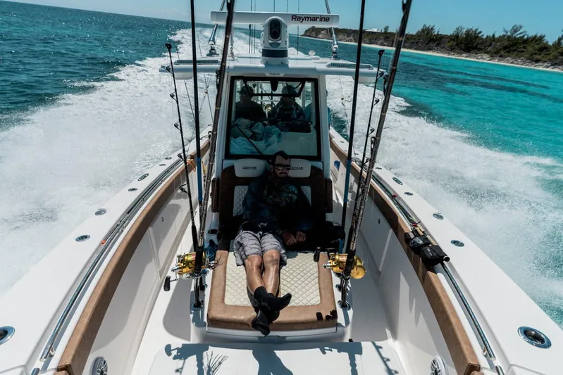  Yacht Photos Pics Manufacturer Provided Image