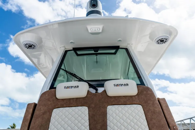  Yacht Photos Pics Manufacturer Provided Image