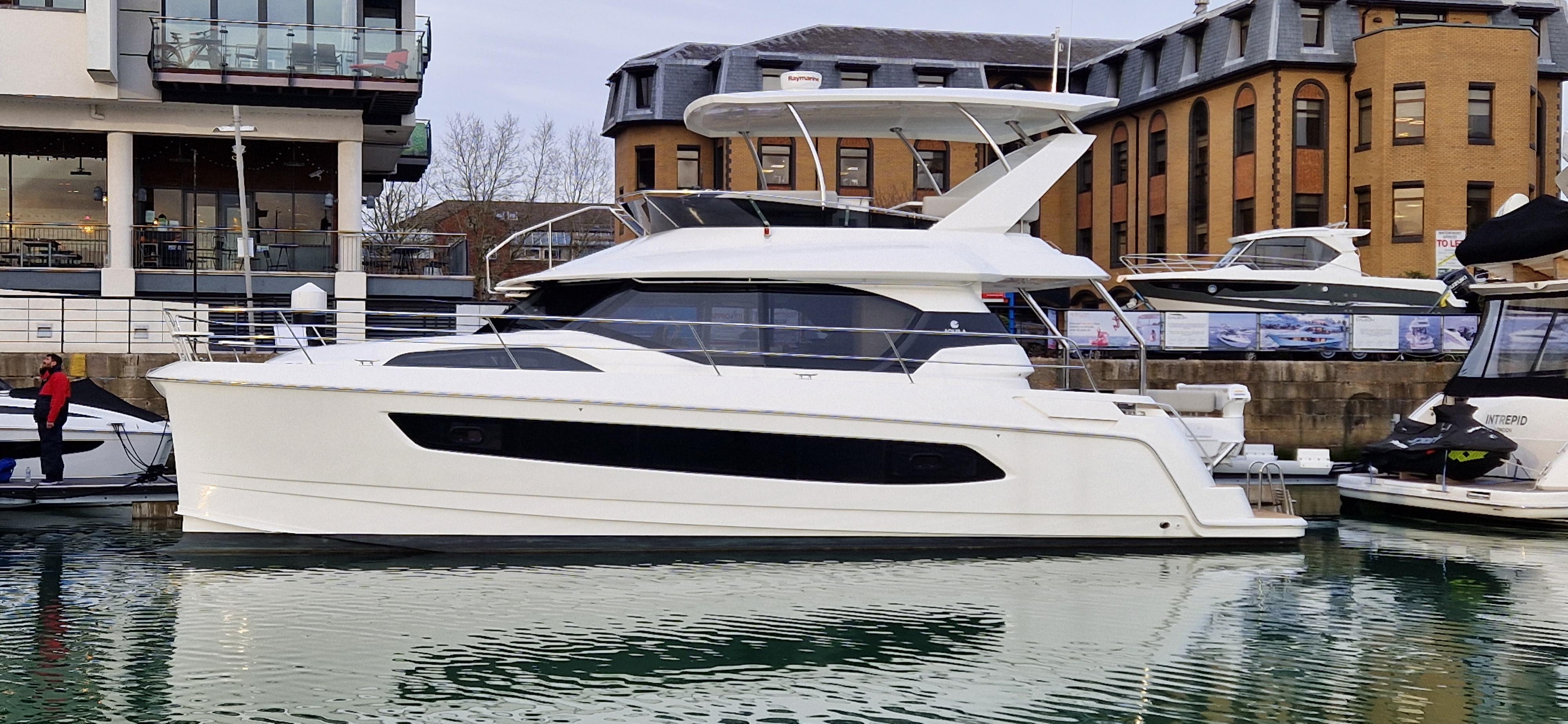 2024 Aquila 44 Yacht