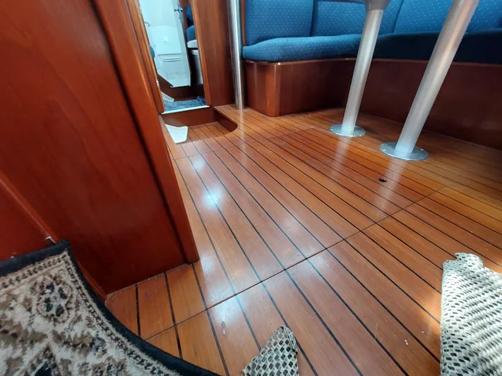 Wind & Wine Yacht Photos Pics 