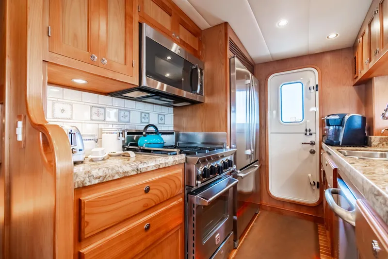 Merry Lady Yacht Photos Pics 