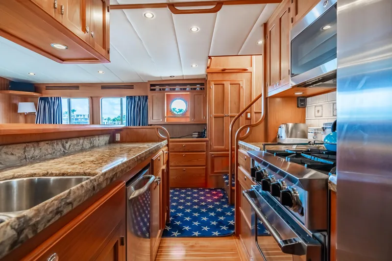 Merry Lady Yacht Photos Pics 