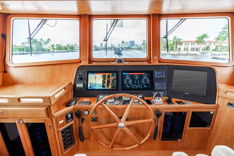 Merry Lady Yacht Photos Pics 