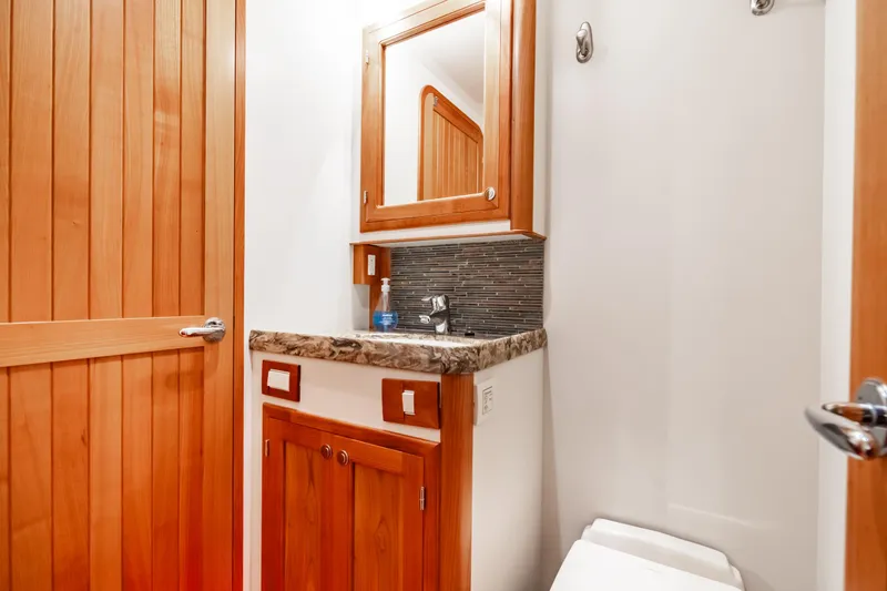 Merry Lady Yacht Photos Pics 