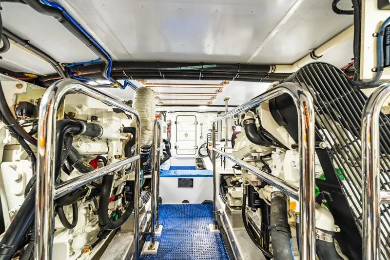 Merry Lady Yacht Photos Pics 