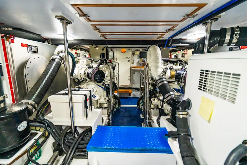 Merry Lady Yacht Photos Pics 