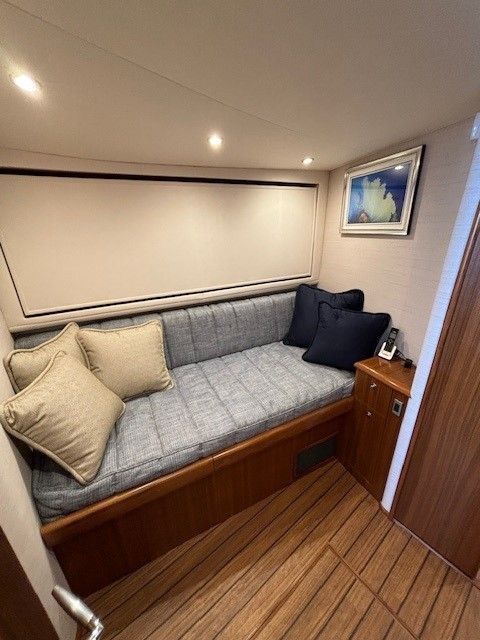 2023 Viking 46 