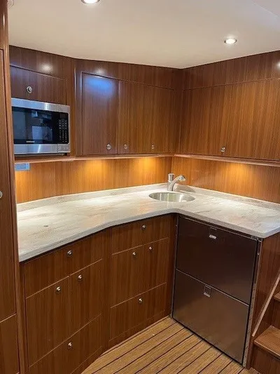 Long Shot II Yacht Photos Pics 