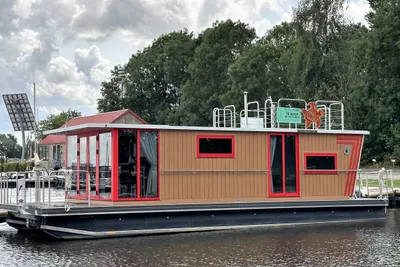 2023 Nordic 40 CE-C Sauna Houseboat