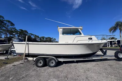 Parker 2520 Deep Vee Sport Cabin