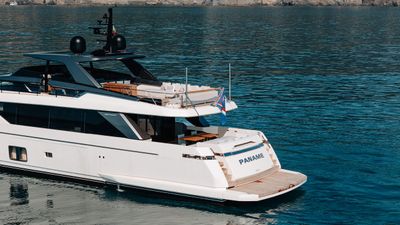 Yacht