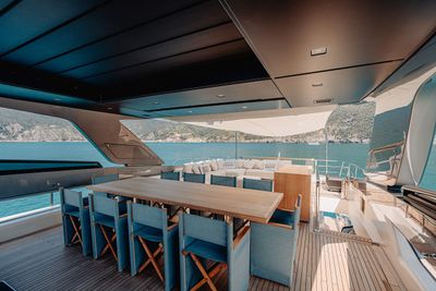 Yacht