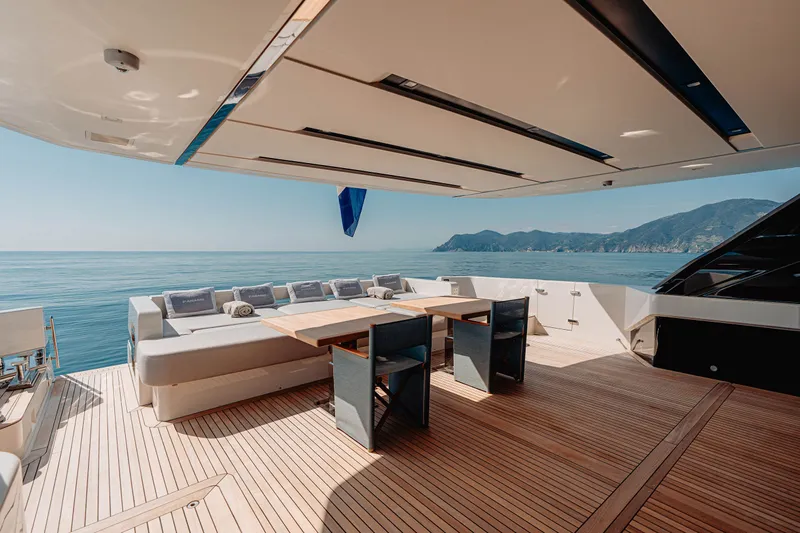 Sl106a Yacht Photos Pics 