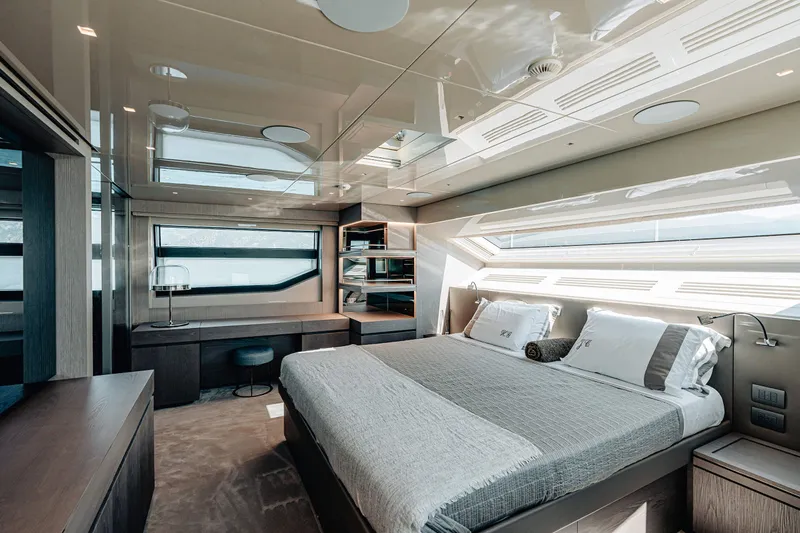 Sl106a Yacht Photos Pics 