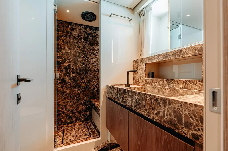 Sl106a Yacht Photos Pics 