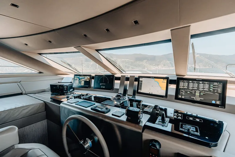 Sl106a Yacht Photos Pics 