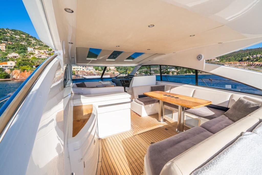 2006 Princess 53 