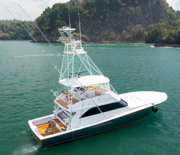 Relentless Yacht Photos Pics 