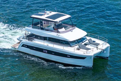 Fountaine Pajot MY6