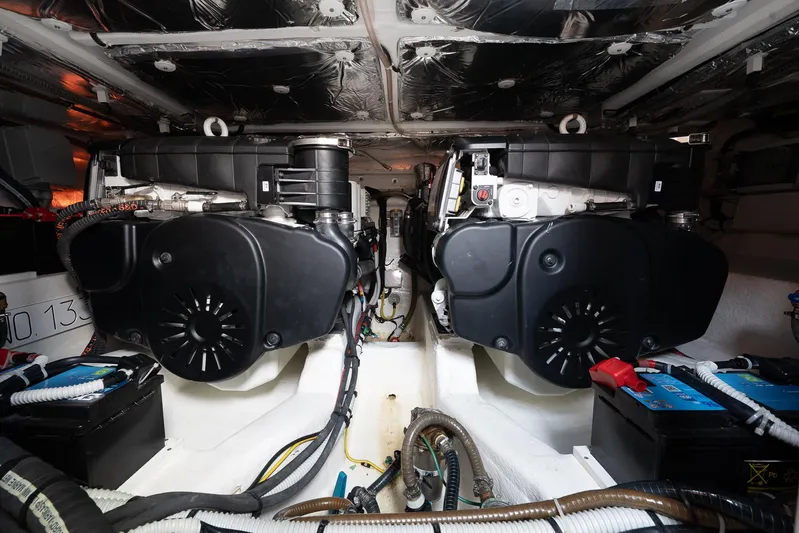 Bote Coco Yacht Photos Pics 