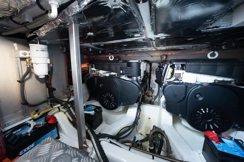 Bote Coco Yacht Photos Pics 